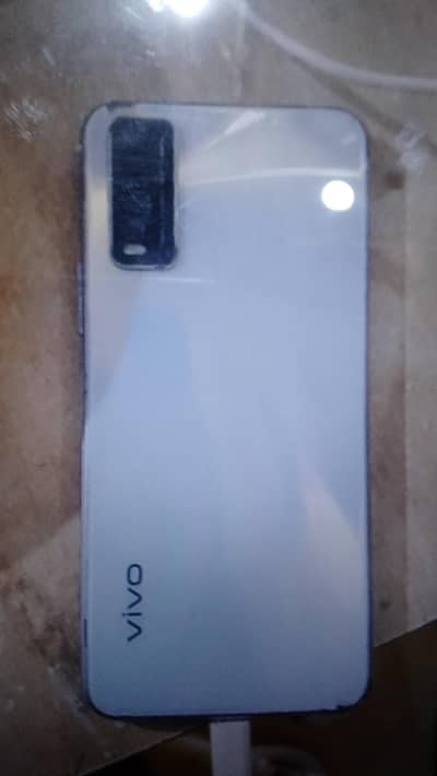 Vivo Y21