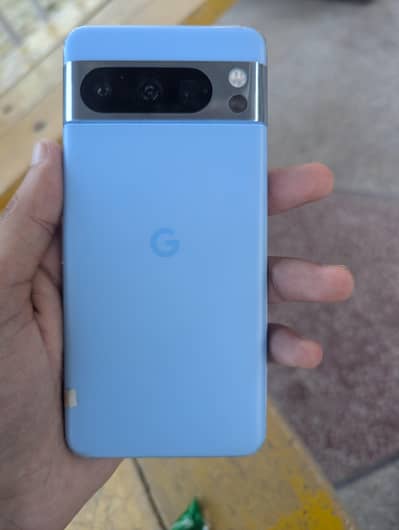 Google Pixel 8 Pro