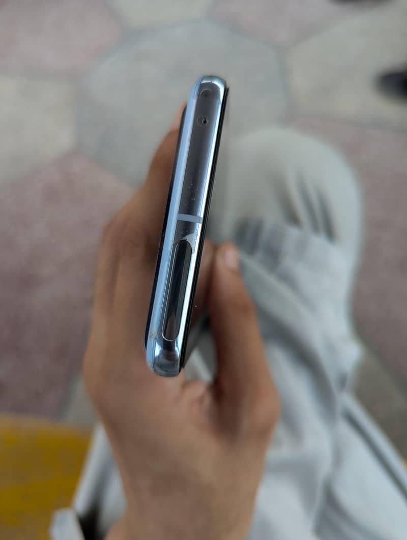Google Pixel 8 Pro 4