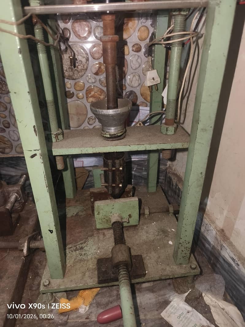 Data cable manufacturing machine 2