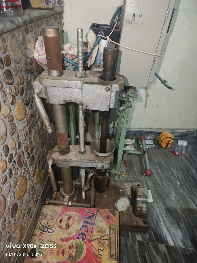 Data cable manufacturing machine 4