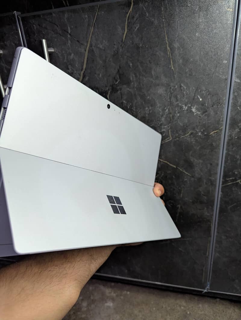 surface Microsoft pro I5 7th generation 6