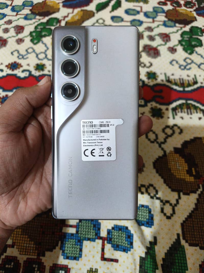 Tecno CAMON 40 Pro 2
