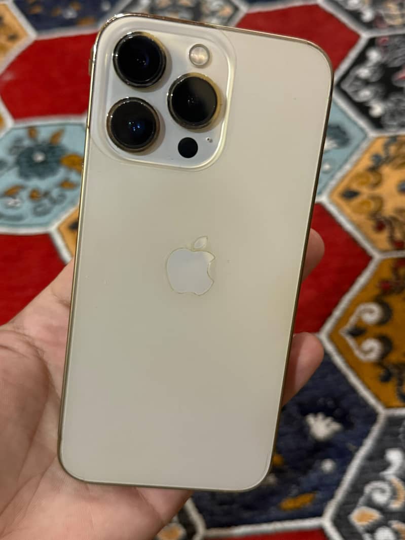 Apple iPhone 13 Pro 2