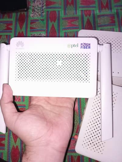 Huawei OptiXstar HG8141V5 XPON 100% Sealed Branded Fiber Router