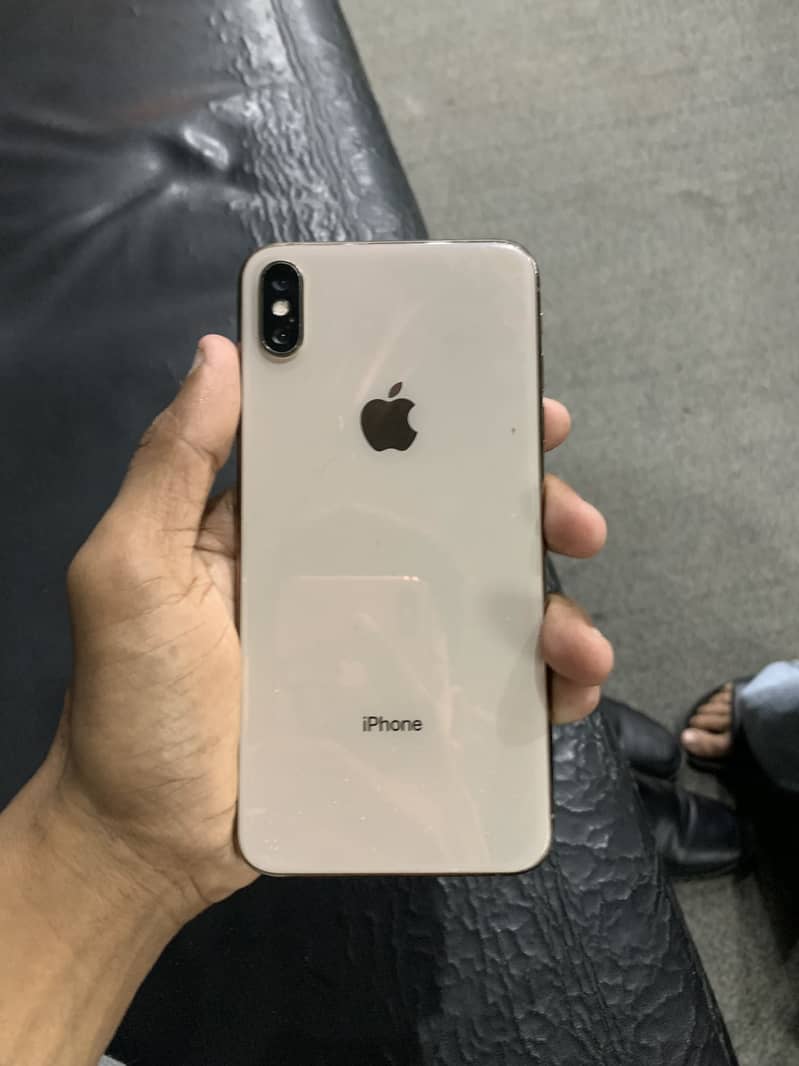 Apple iPhone XS Max 0