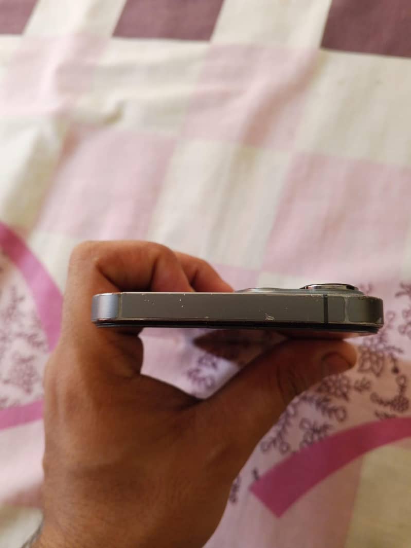 iphone 13 pro max 3