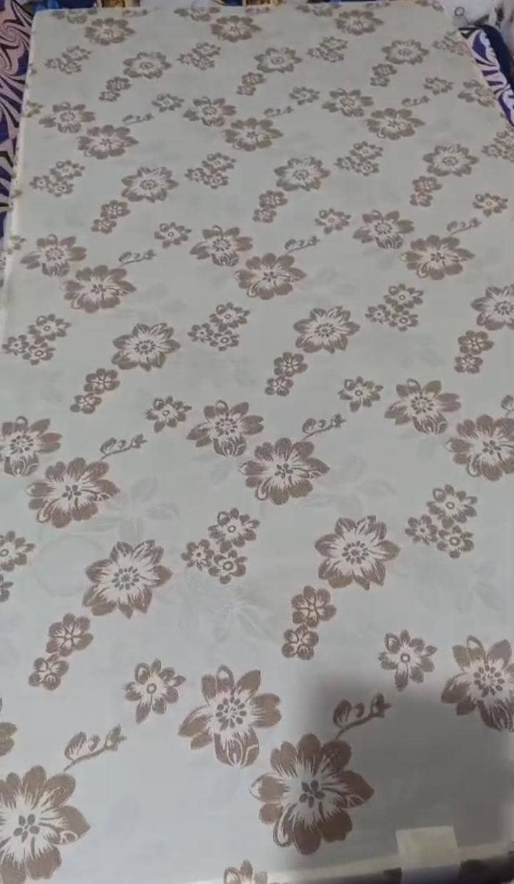 Single mattress 0