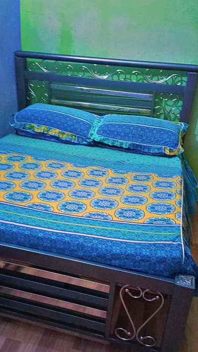 used bed