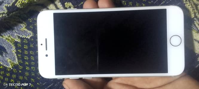 Apple iPhone 7