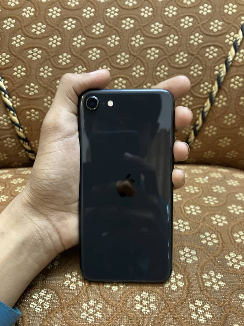 Apple iPhone SE 4