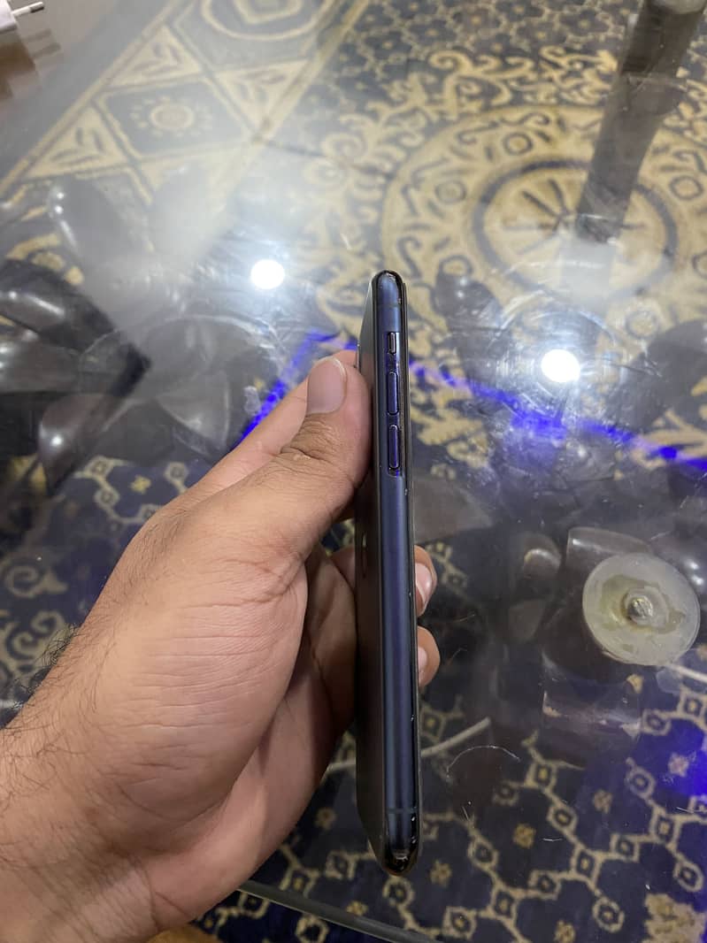 Apple iPhone 11 Pro 5