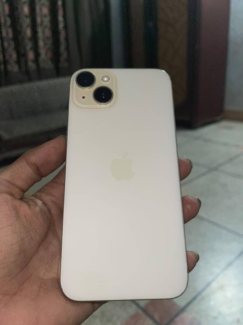 iPhone 15 plus 1