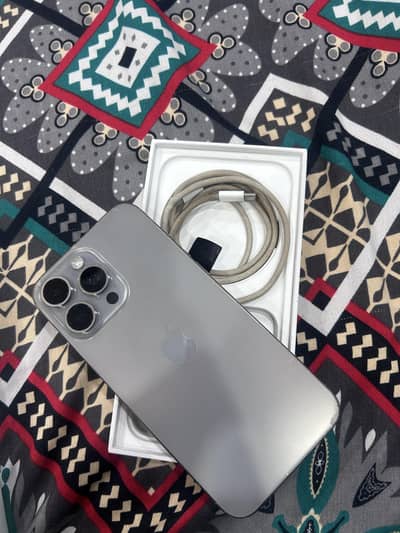Apple iPhone 15 Pro Max