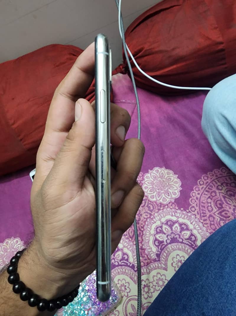 Apple iPhone X back break only 2