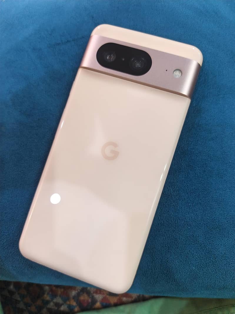 Google Pixel 8 1