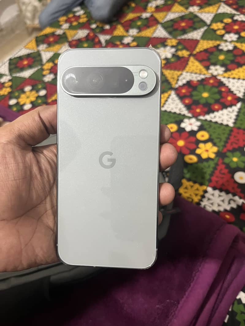 Google Pixel 9 Pro XL 0