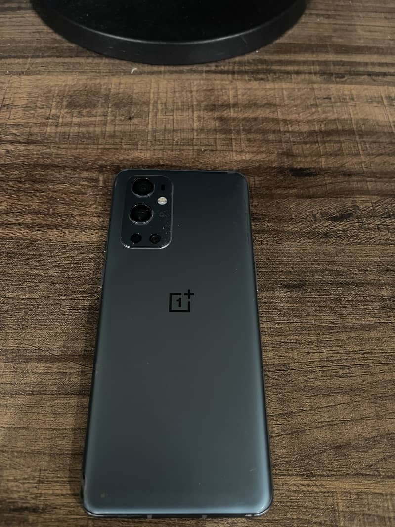 One Plus 9 Pro 5G 2