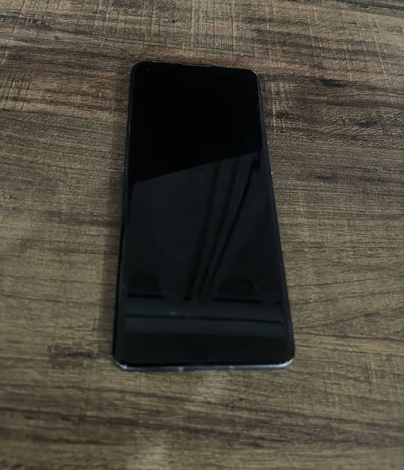 One Plus 9 Pro 5G 3