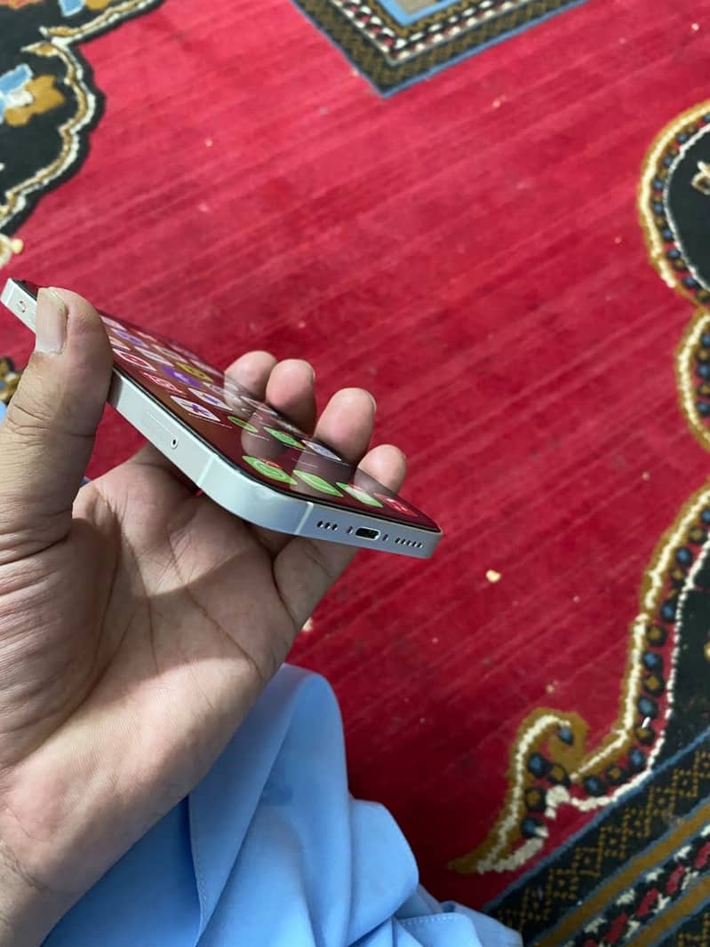 Apple iPhone 12 PTA 2