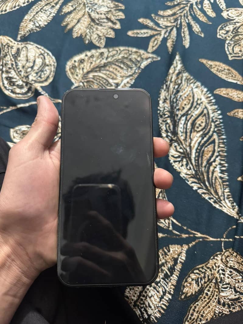 Apple iPhone 14 Pro Max 1