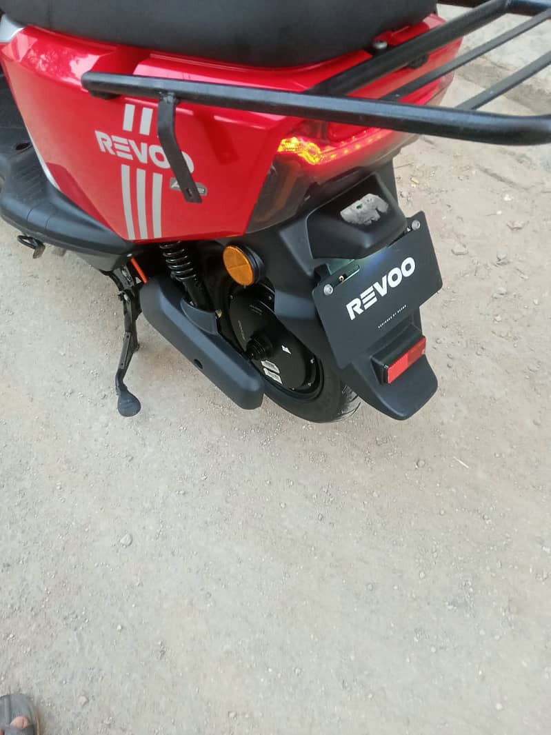 Reevo A12 3