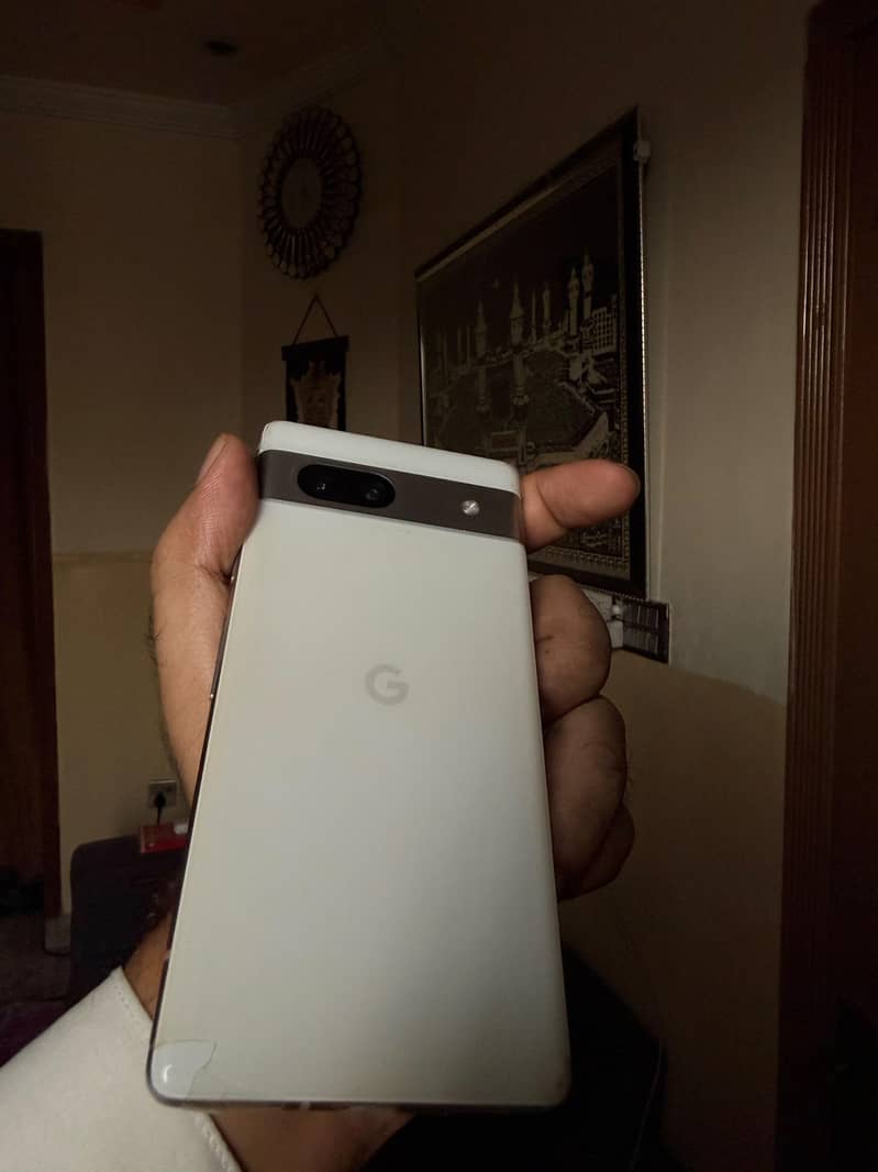Google Pixel 7a 2