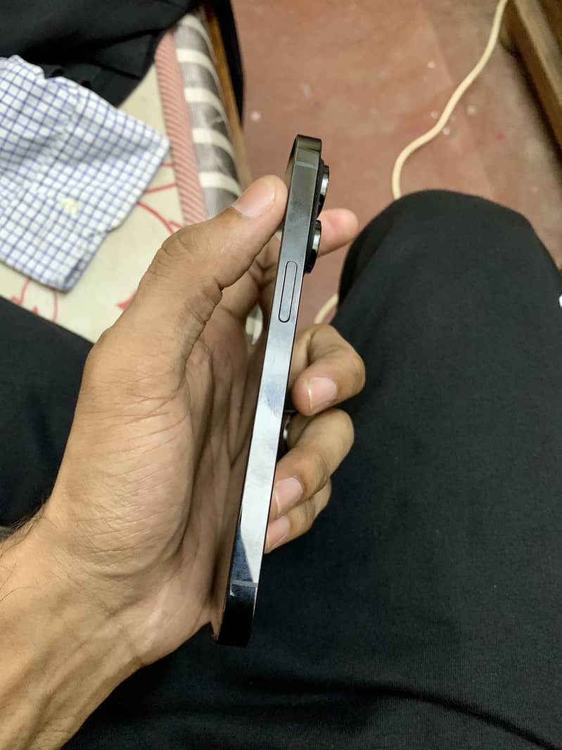 iPhone 14 Pro 3