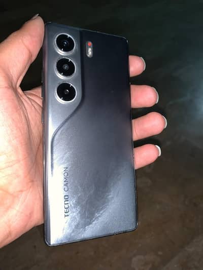 Tecno CAMON 40 Pro
