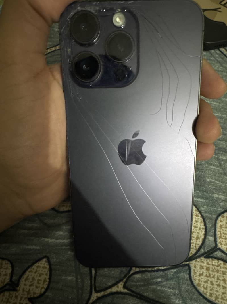 Apple iPhone 14 Pro Max 7