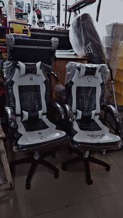 Gaming Chair / Office Chair