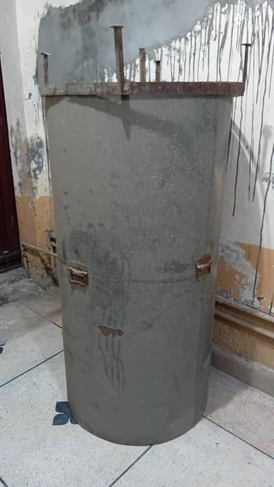 Parola with stand in 15000