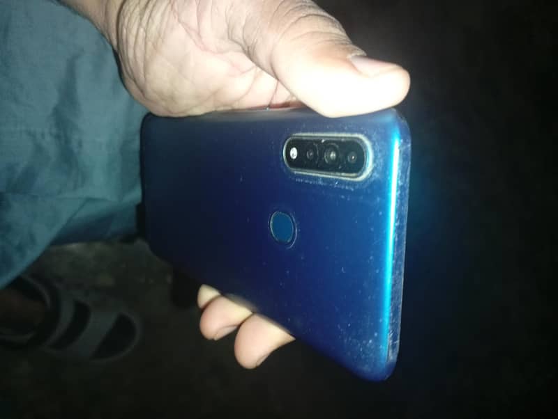 OPPO A31 6