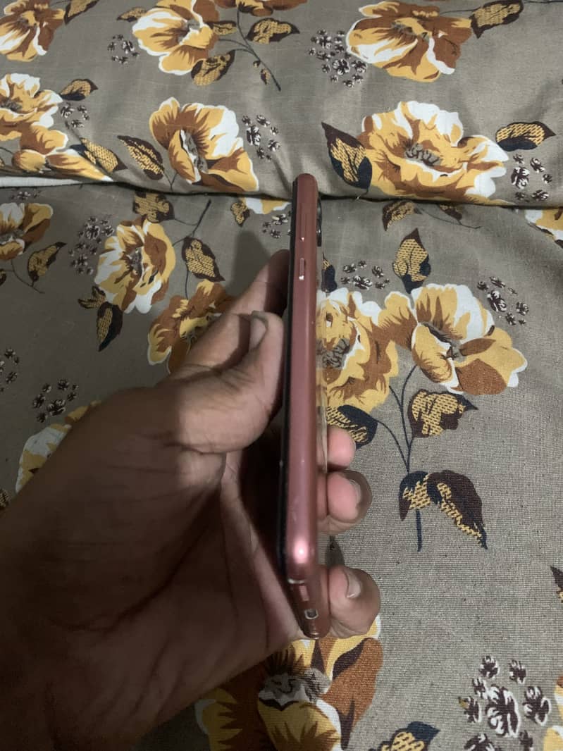 Samsung Mobile A04 5