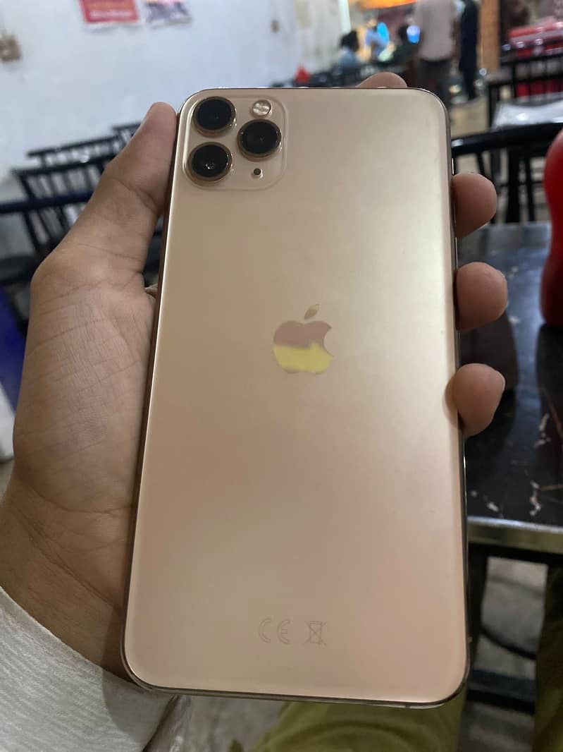 Apple iPhone 11 Pro Max 6