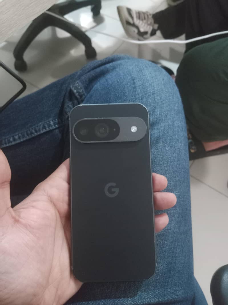 Google Pixel 9 2