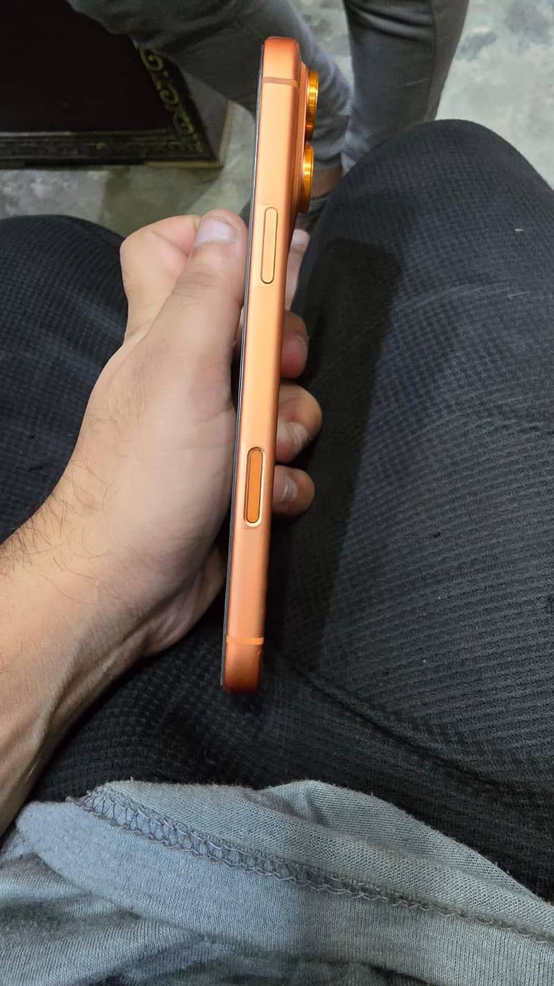 Apple iPhone 17 Pro Max 8