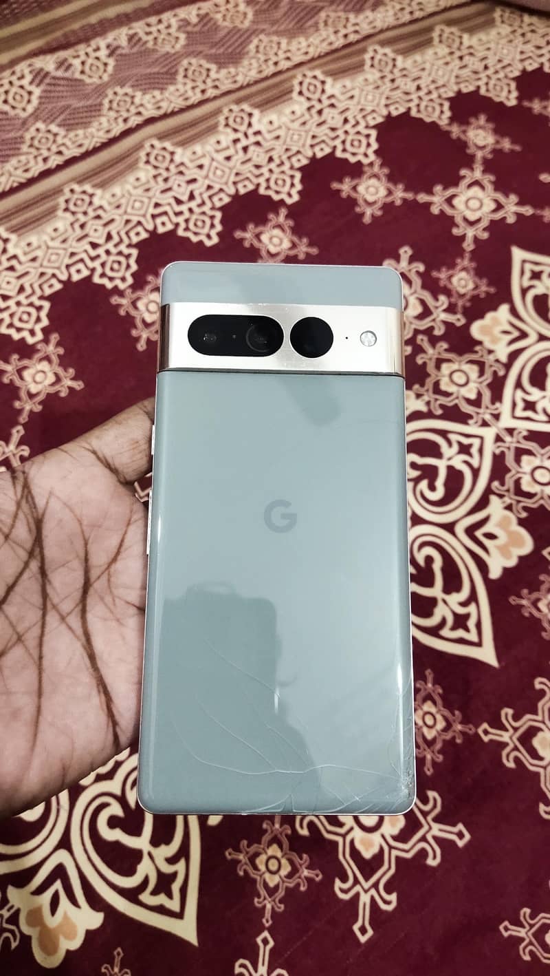 Google Pixel 7 Pro 2