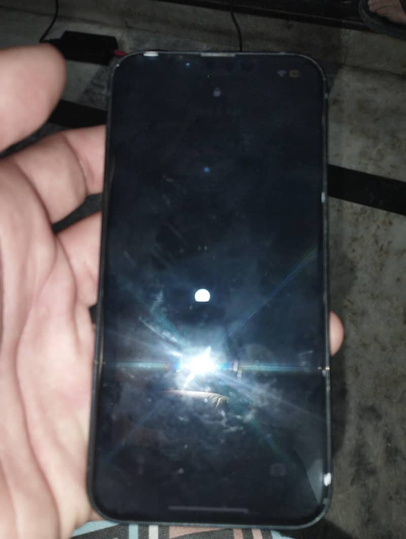 Apple iPhone 13 5