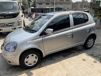 Toyota Vitz 2004