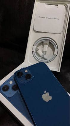 Apple iPhone 13