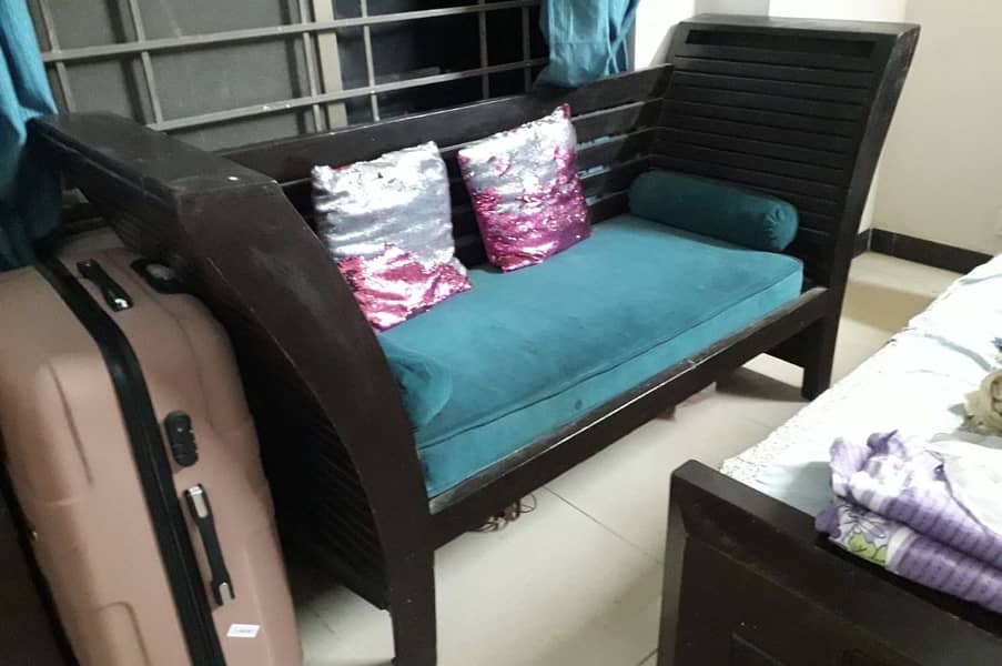 Sofa set 0