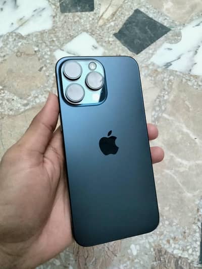 iPhone 15 pro max Cloud Locked WhatsApp num #03019264101