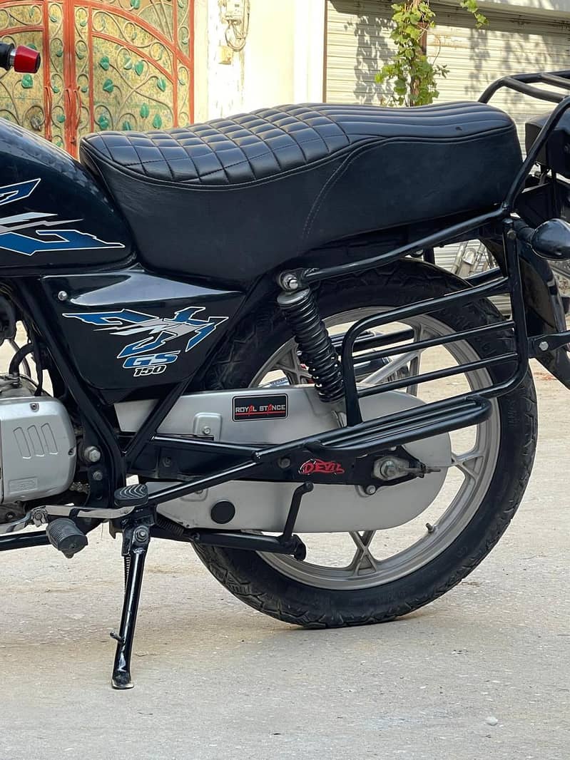 SuzukiGsSe 3