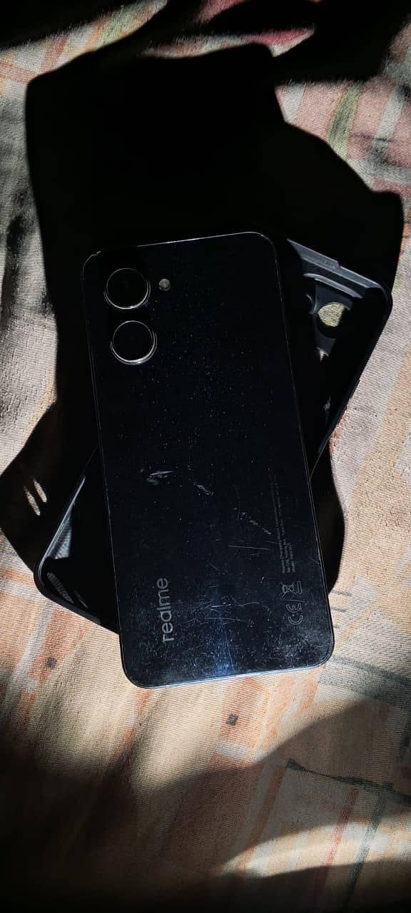 Realme C33 3