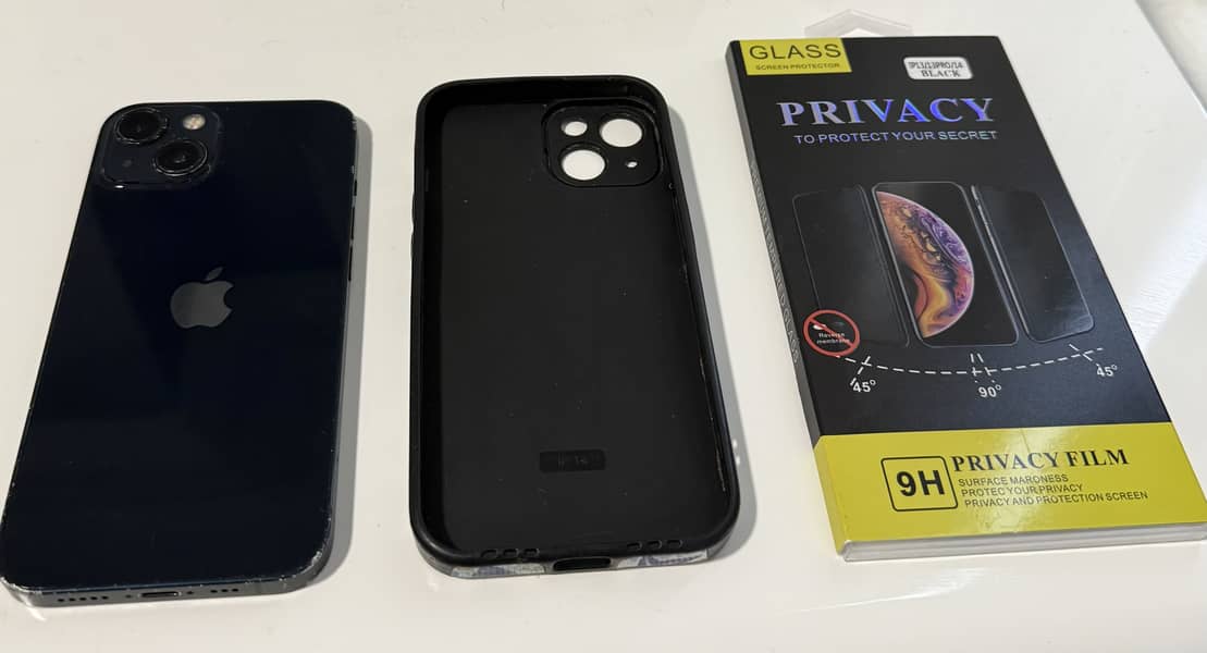 Apple iPhone 13 1