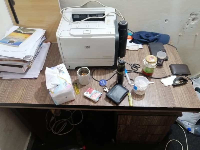 Office Table 5