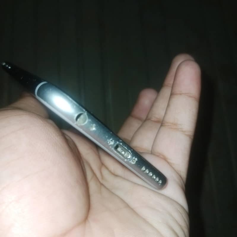 Apple iPhone 6S 3