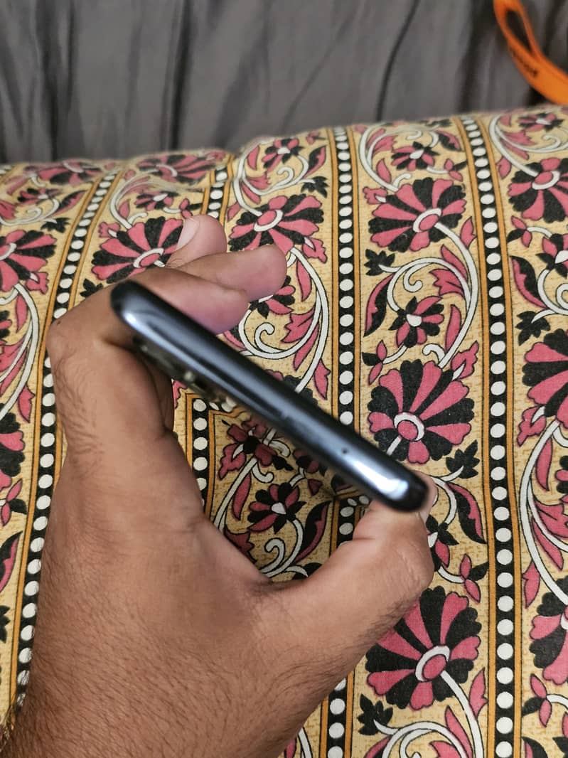 Apple iPhone 6 1