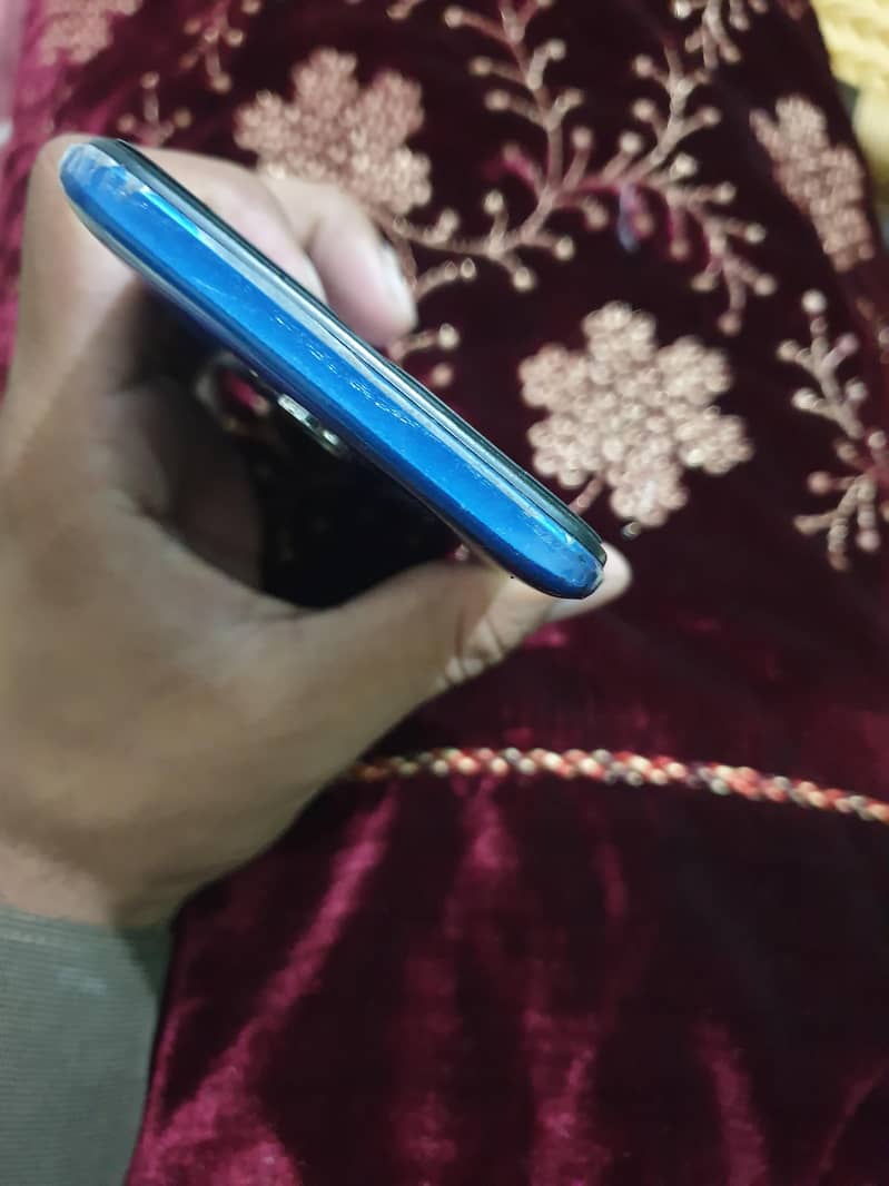 OPPO A9 4